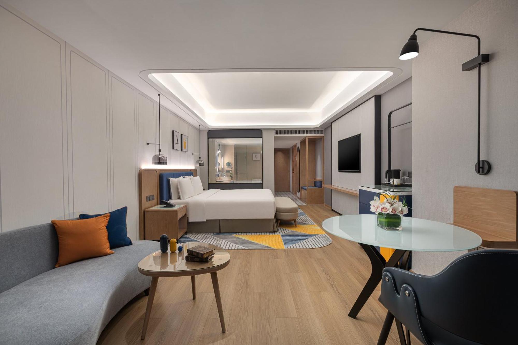 Hotel Voco Shifu By Ihg 5*